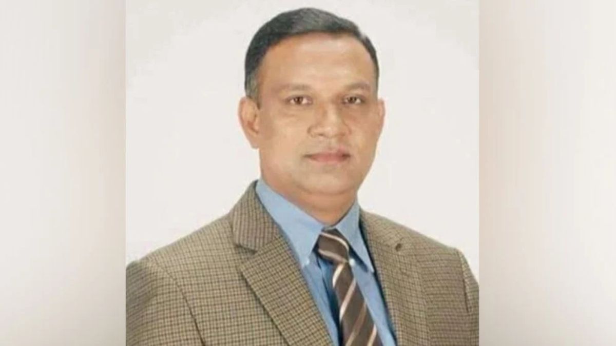 শিল্পপ্রতিষ্ঠানগুলোর সক্ষমতার যথাযথ ব্যবহার নিশ্চিত করতে হবে: বস্ত্র ও পাট প্রতিমন্ত্রী