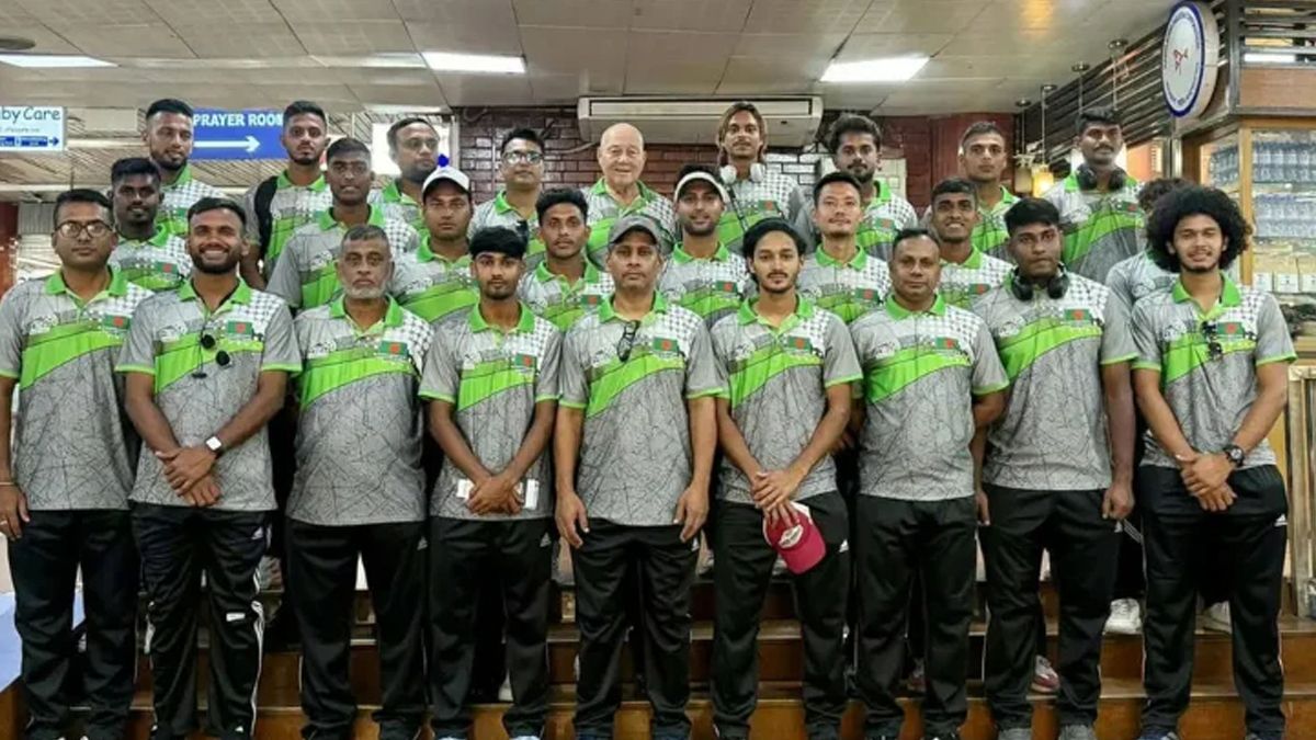 এশিয়ান চ্যাম্পিয়ন্স ট্রফি খেলতে ভারত গেল বাংলাদেশ হকি দল