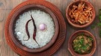 সকালে ভাত খাওয়া কি স্বাস্থ্যের জন্য ভালো? জানুন পুষ্টিবিদের পরামর্শ