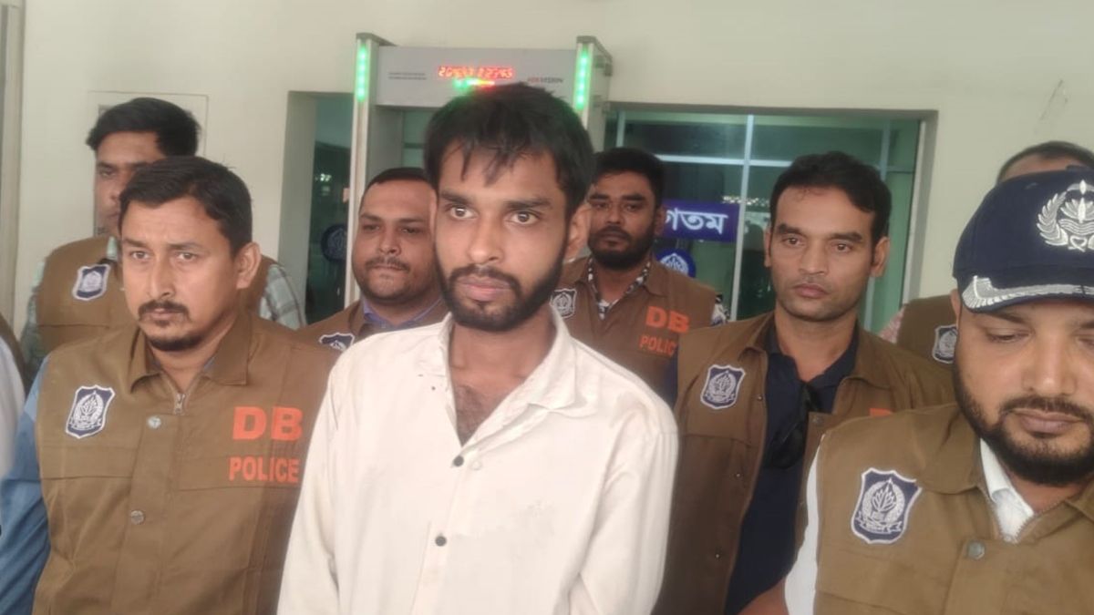 প্রধানমন্ত্রীর প্রেস সচিবের সহকারী পরিচয়ে প্রতারণা, সাবেক ছাত্রলীগ নেতা গ্রেফতার
