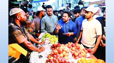 ব্যর্থ জ্বালানি ও স্বরাষ্ট্রমন্ত্রীকে পদত্যাগ করতে হবে: নাহিদ ইসলাম