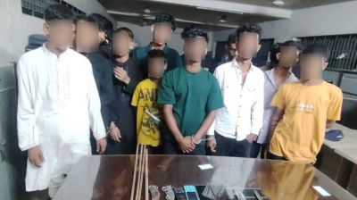 মোহাম্মদপুর থানার অভিযানে ১৩ ছিনতাইকারী গ্রেফতার