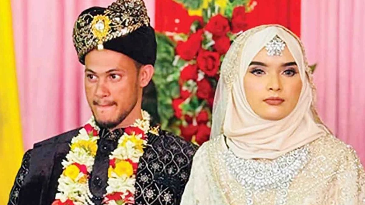 বাবার বাড়ি থেকে নাশতা কম আনায় অন্তঃসত্ত্বা গৃহবধূকে পিটিয়ে হত্যার অভিযোগ