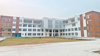 নির্মাণের নয় বছর পরও তালাবদ্ধ