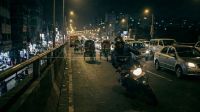 নতুন কৌশলে ছিনতাই, বাইকারদের জন্য মৃত্যুফাঁদ