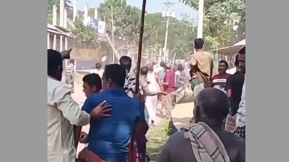 দুই ইউপি চেয়ারম্যান প্রার্থীর সমর্থকদের মধ্যে দফায় দফায় সংঘর্ষ