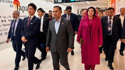 চার দিনের সফরে জাপান পৌঁছেছেন প্রধানমন্ত্রী