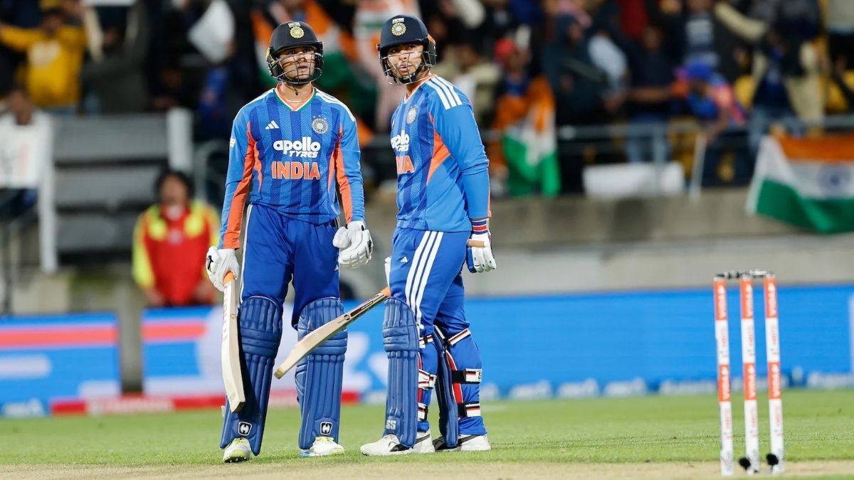 অভিষেক-সূর্যবংশীর তাণ্ডব, ৫ ওভারেই ভারতের ১০০