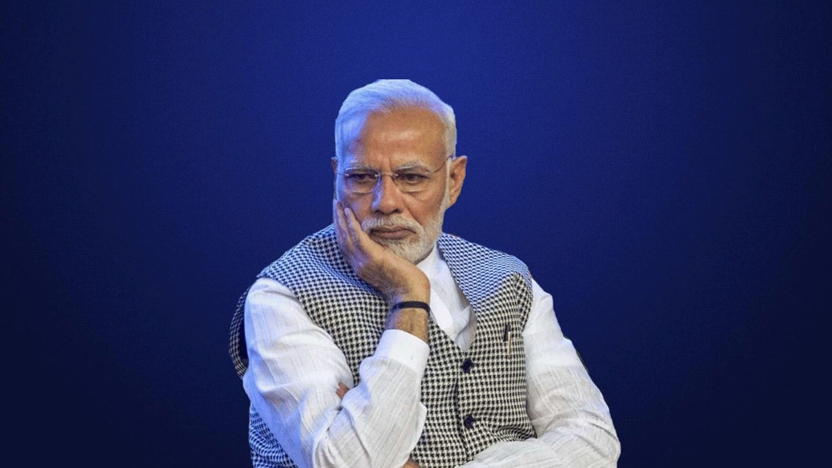 মোদির আসনে ধাক্কা খেল বিজেপি