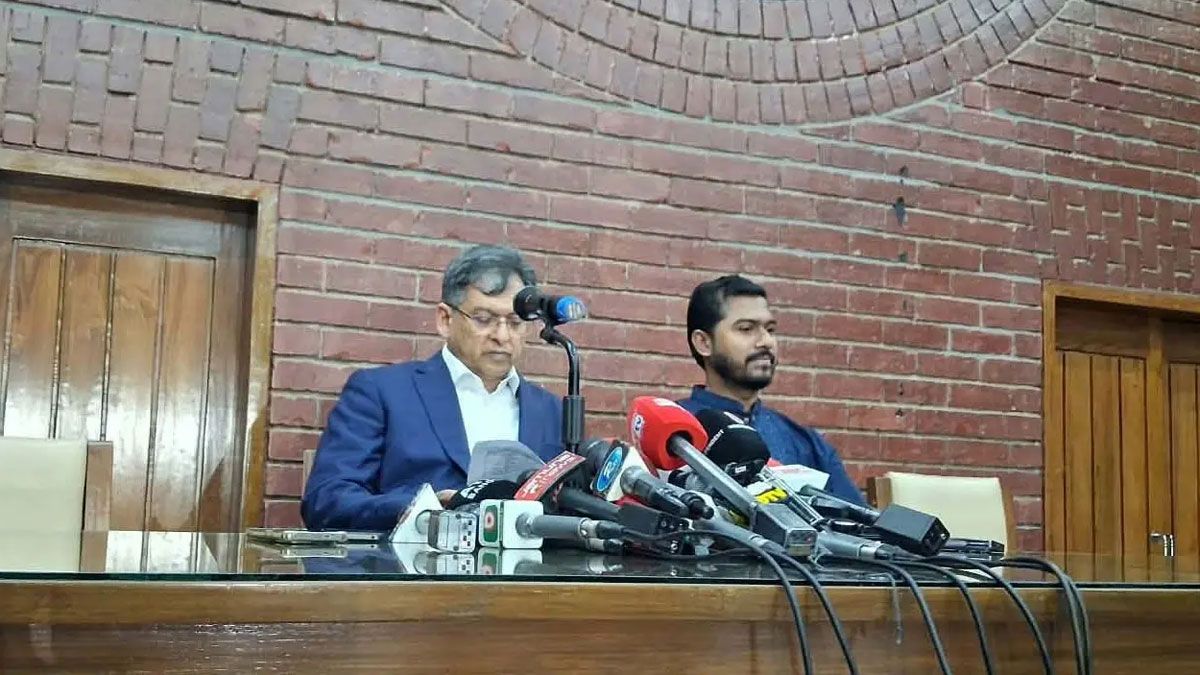 তত্ত্বাবধায়ক সরকার ফিরিয়ে আনতেই হবে, বিকল্প নেই: সালাহউদ্দিন