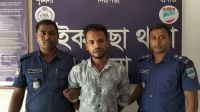 আইনজীবী নেতাদের কাছে চাঁদা দাবি, মা-স্ত্রীসহ ডন বাবু গ্রেফতার