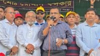 প্রধানমন্ত্রীর জাপান সফরে ‘উন্নয়ন অংশীদারিত্ব’ আরও জোরদার হবে: খন্দকার মারুফ