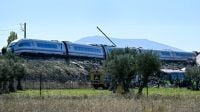 ভয়াবহ ট্রেন দুর্ঘটনায় কোপা দেল রের সব ম্যাচ স্থগিত