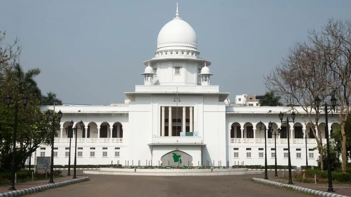 জুডিশিয়াল সার্ভিসের ৩ সদস্যকে মন্ত্রী-প্রতিমন্ত্রীর সচিব করা নিয়ে রুল