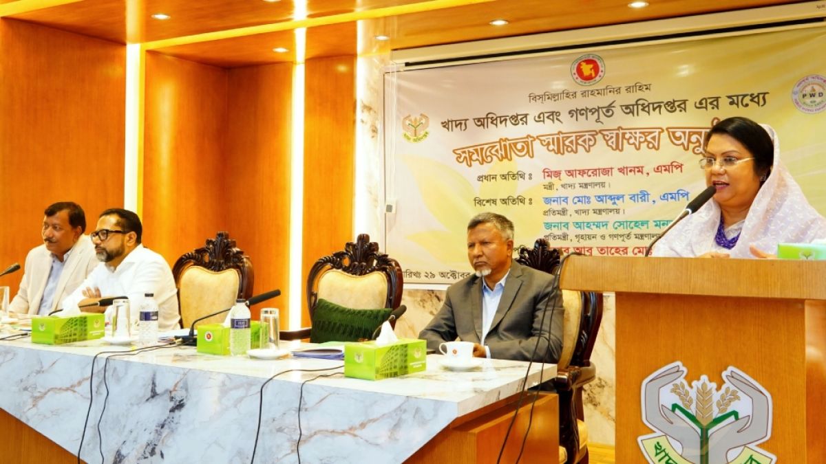 আগামী ১০-১৫ বছরের চাহিদা মাথায় রেখে খাদ্য গুদাম নির্মাণের নির্দেশ খাদ্যমন্ত্রীর
