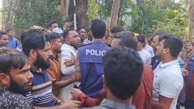 মনপুরায় নির্বাচনি পোস্টার লাগানো নিয়ে বিএনপির দুইপক্ষের হাতাহাতি