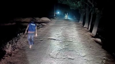 পুলিশ-সোর্স যোগসাজশে ট্রাক থেকে ইয়াবা লুট, অতঃপর...