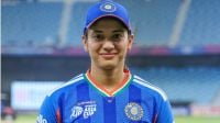সফল হতে ক্যারিয়ারের শুরুতে যা করেছেন স্মৃতি