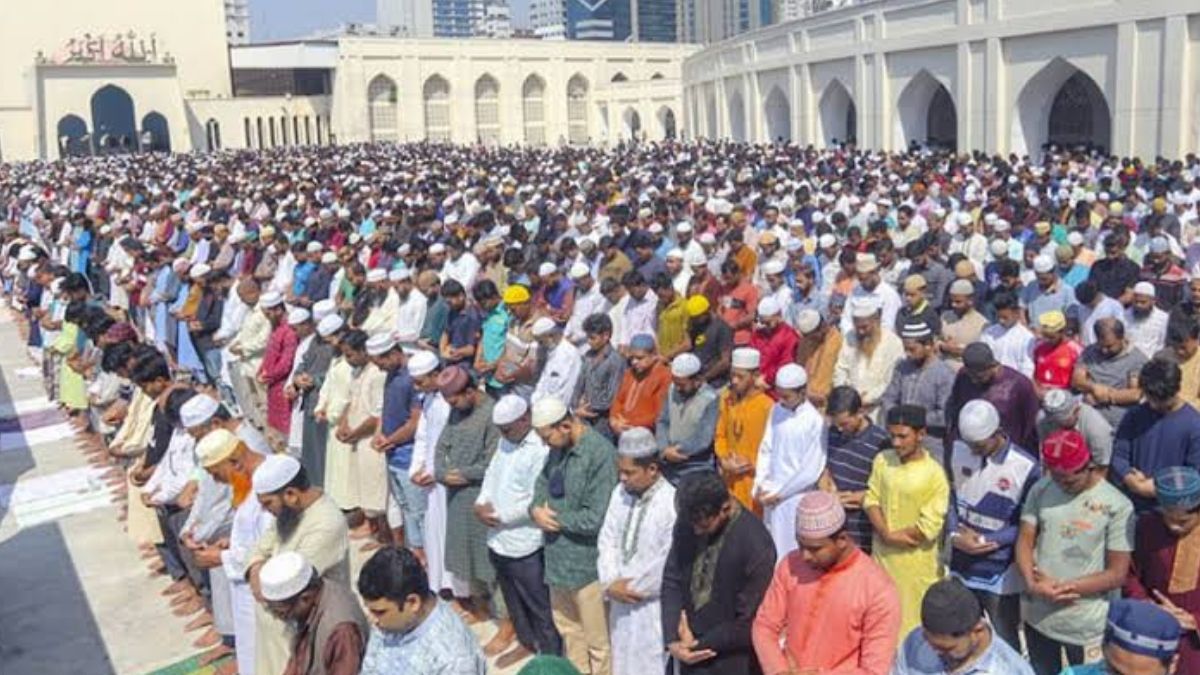 সোসাইটির মসজিদে বহিরাগতদের জুমায় বাধা, নামাজ কি সহিহ হবে?