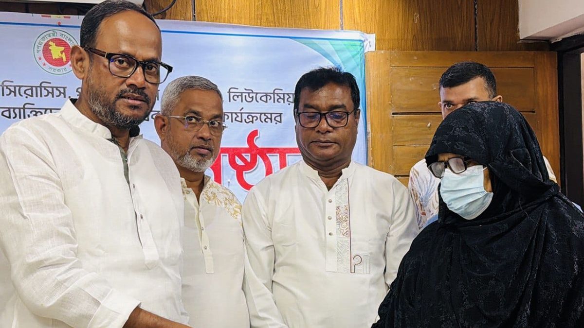 তৃণমূলে চিকিৎসা ও উন্নয়ন পৌঁছে দিতে কাজ করছে সরকার: টুকু