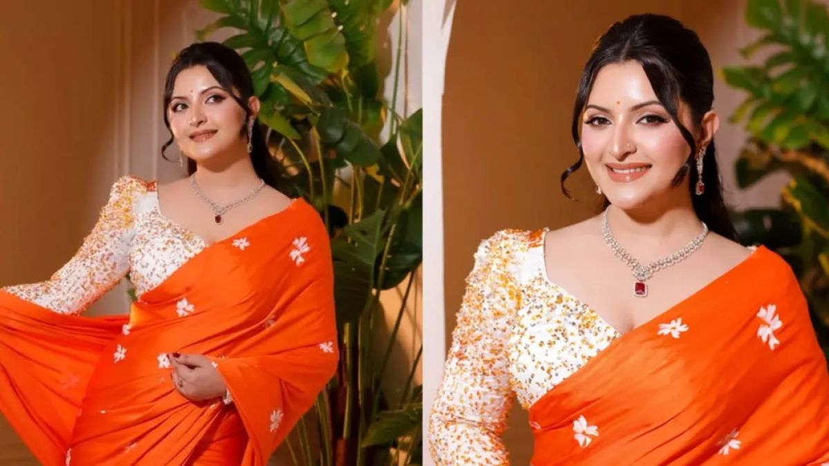 কমলা রঙে অপরূপ পরীমনি