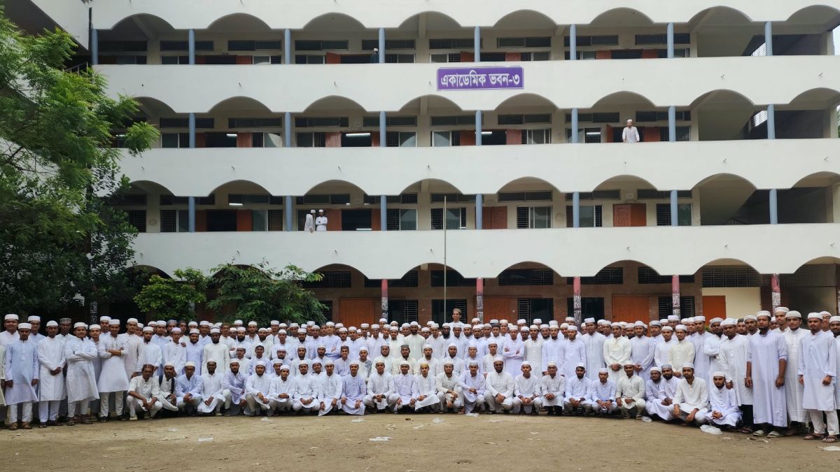আলিম পরীক্ষায় মাদ্রাসা বোর্ডে দেশসেরা টঙ্গীর তামীরুল মিল্লাত কামিল মাদ্রাসা