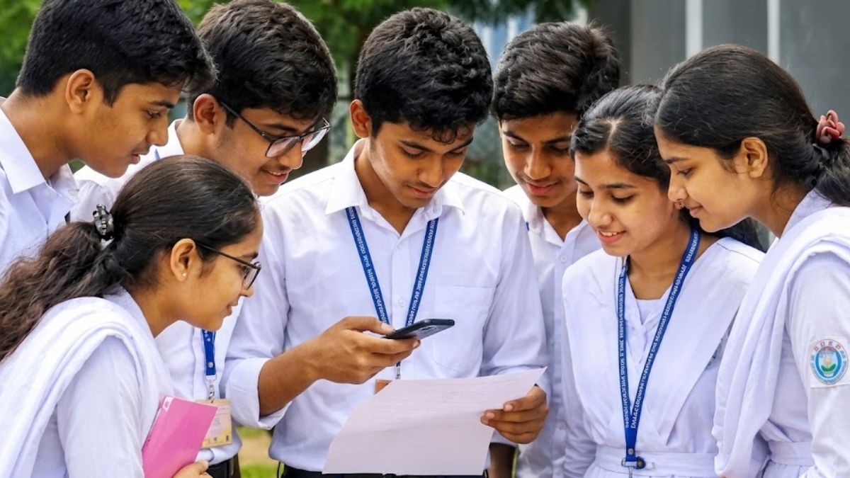 বদলে গেছে এইচএসসির ফল জানার পদ্ধতি, নতুন নিয়ম জেনে নিন