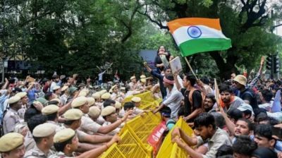 জ্ঞানেশ কুমারের পদত্যাগের দাবিতে দিল্লিতে নামছে বিরোধী জোট