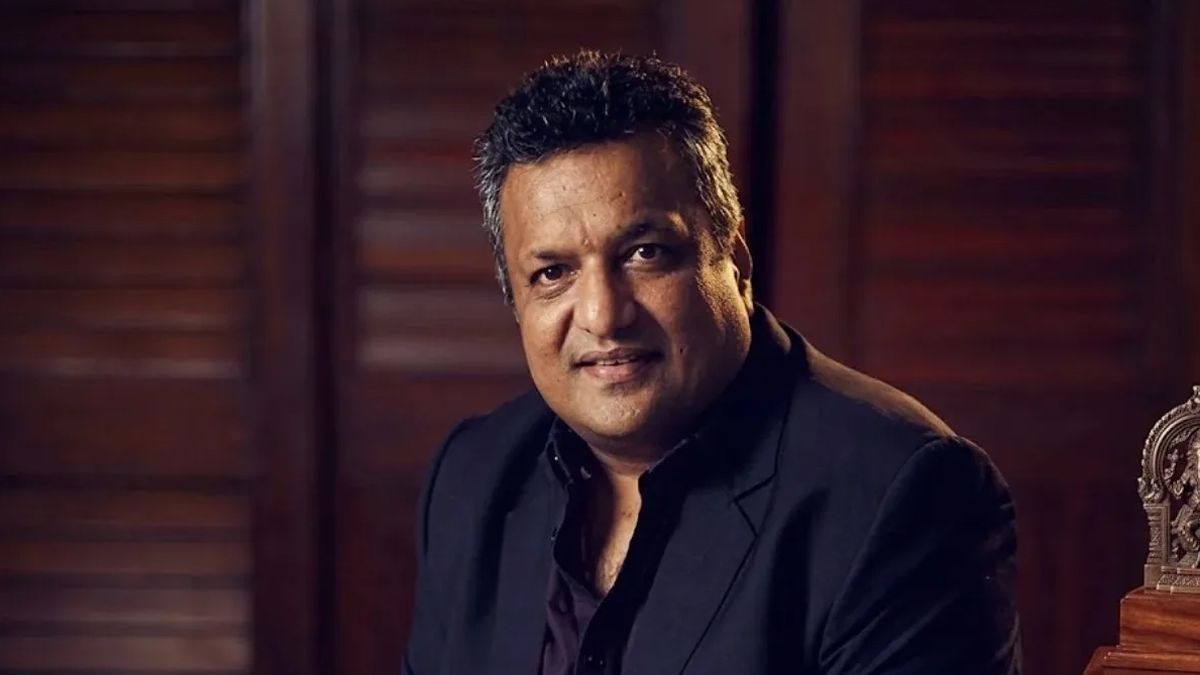 বাথরুমে পড়ে গিয়ে জনপ্রিয় পরিচালকের আকস্মিক মৃত্যু